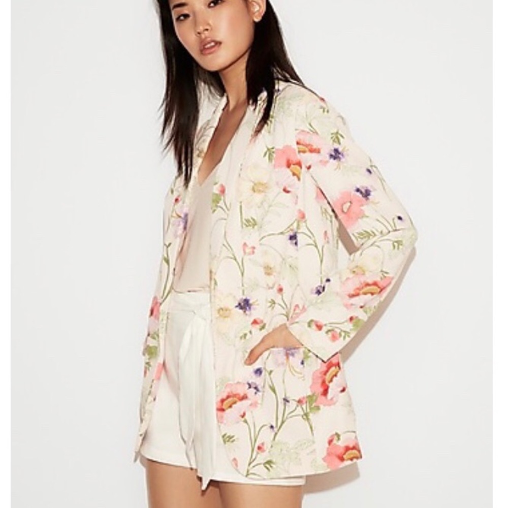 NWT Blush Floral Express Relaxed Boyfriend Blazer